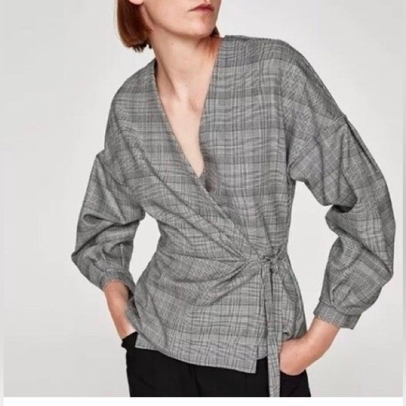 Zara Black and White Checkered gray plaid women’s Top L seen on TV - Picture 2 of 11